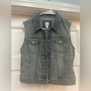 EUC lauren conrad denim vest size small